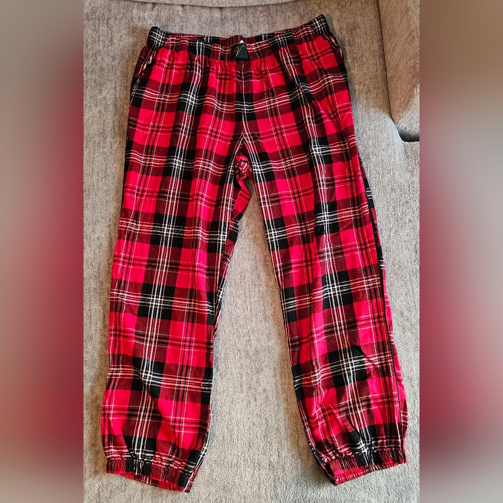 Victoria's Secret Red Plaid Cropped Lounge Pajama Pants Womens Large